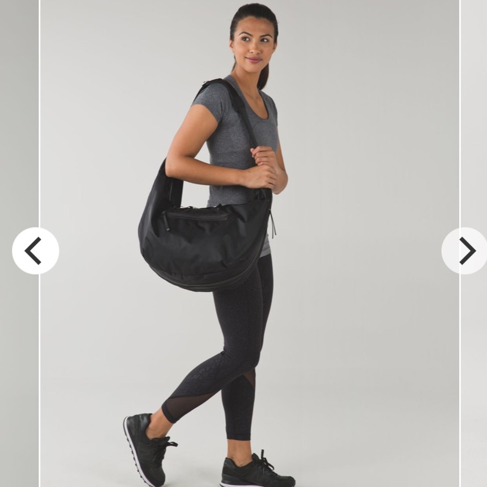 RARE Lululemon Resolution Hobo bag